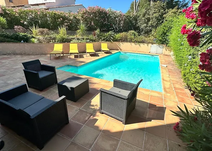 St Maxime Tatil Evi *